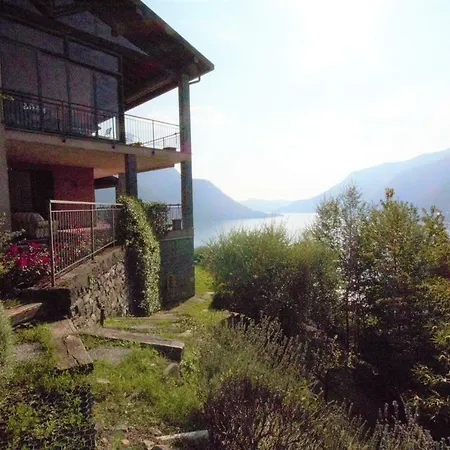 Luxury Lake View - Pognana 1 *