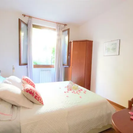 Apartment Luxury Lake View - Pognana 1 *