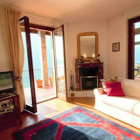 Luxury Lake View - Pognana 1 Apartment